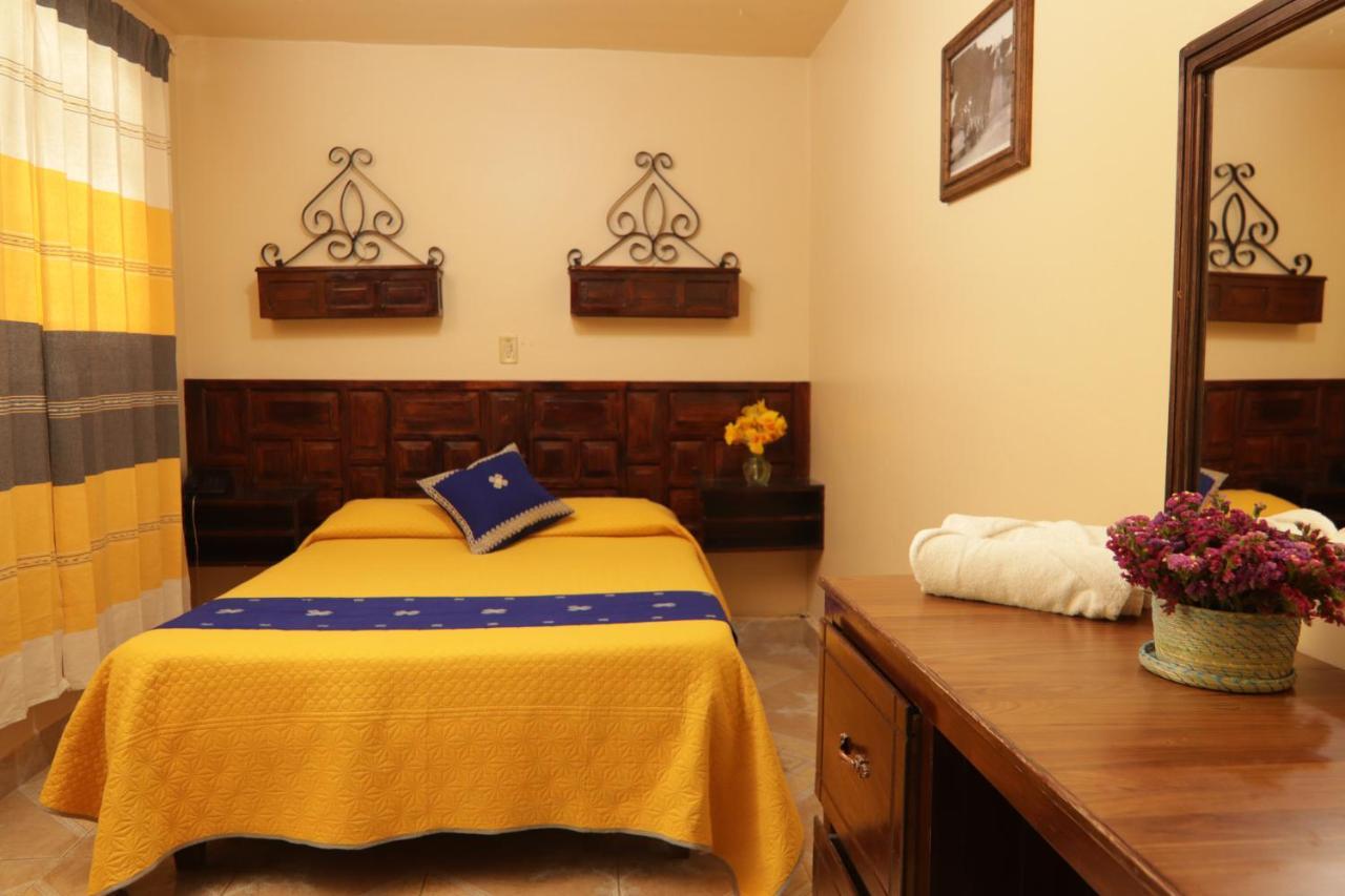 Hotel Palacio De Moctezuma San Cristóbal de Las Casas المظهر الخارجي الصورة