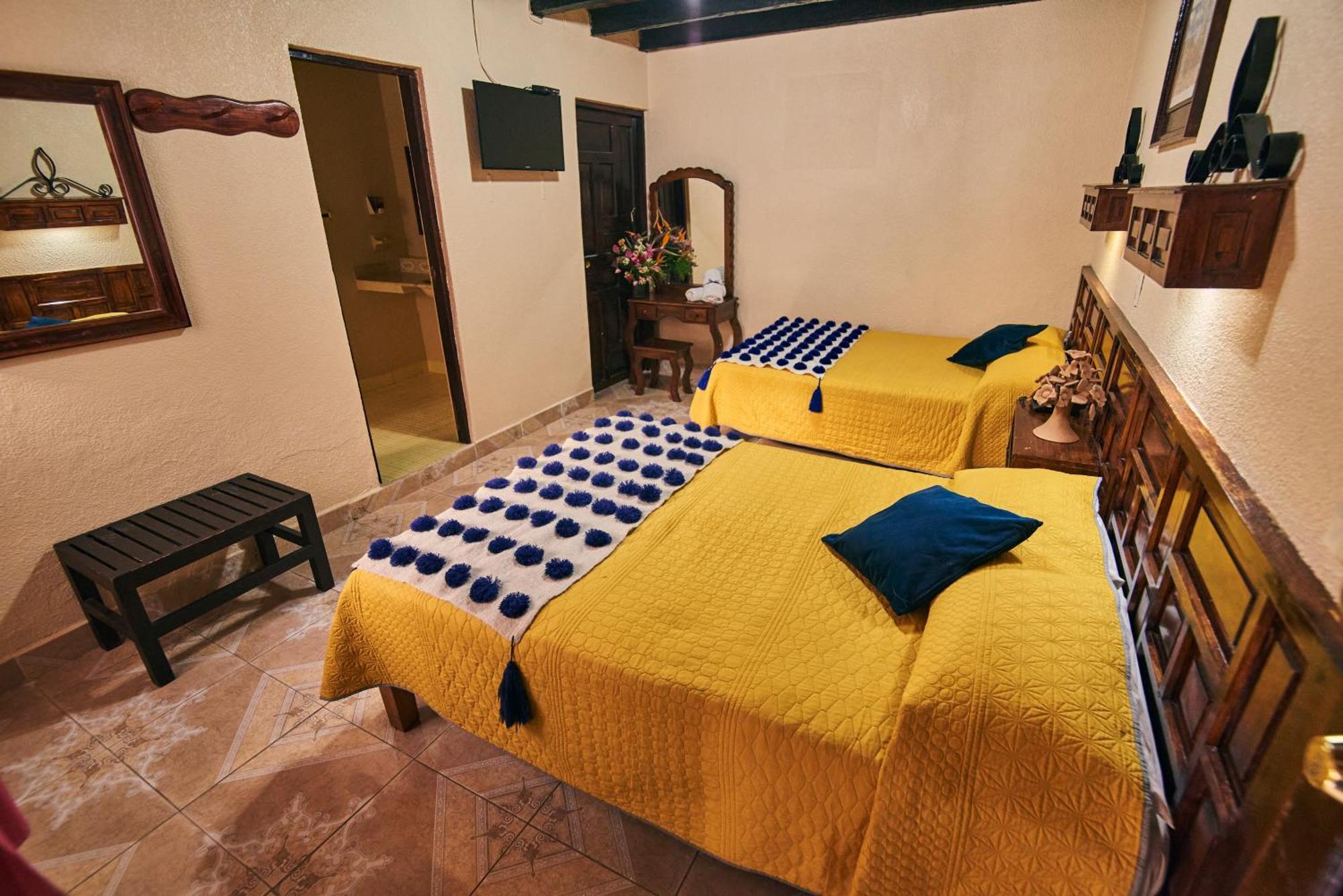 Hotel Palacio De Moctezuma San Cristóbal de Las Casas المظهر الخارجي الصورة